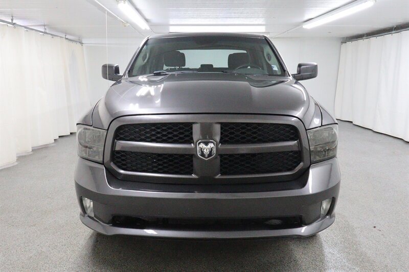 Used 2017 RAM 1500 Express AWD/4WD image 2