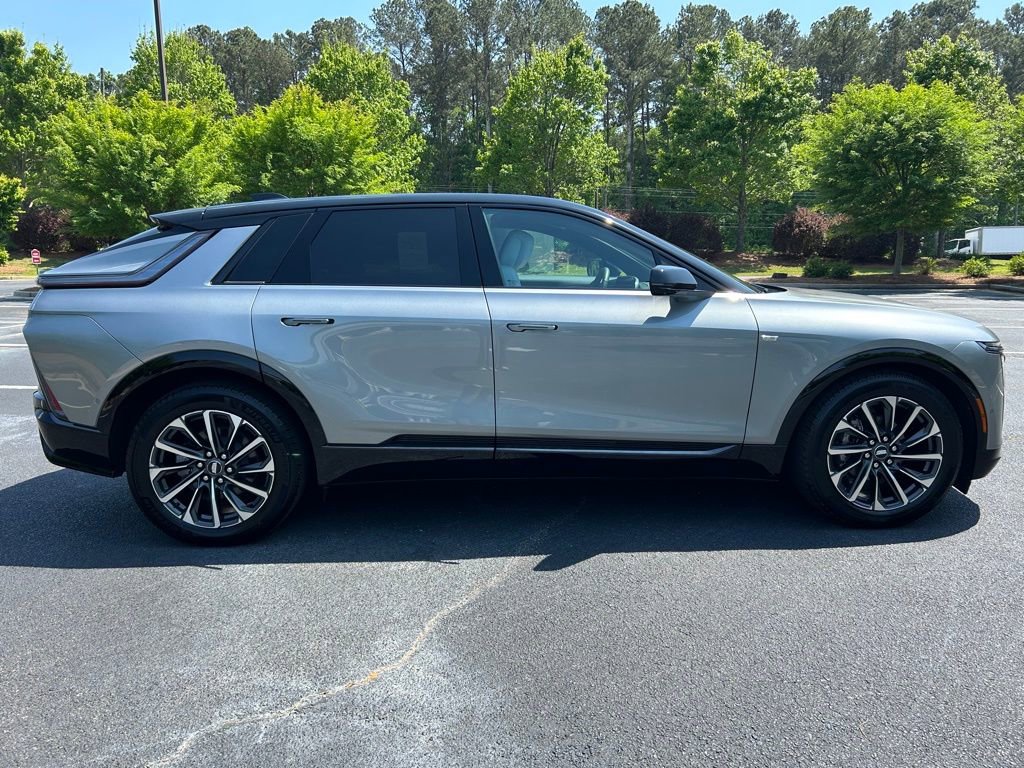 Used 2025 Cadillac Lyriq Sport RWD image 23