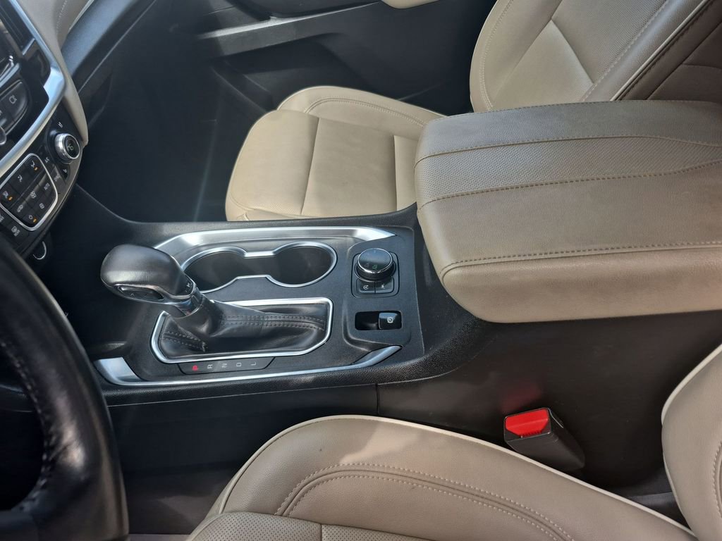 Used 2022 Chevrolet Traverse Premier w/ LPO, Floor Liner Package image 27