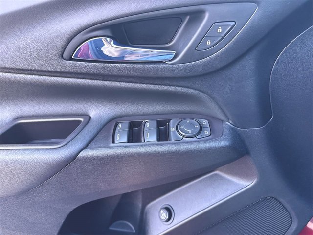 Used 2021 Chevrolet Equinox LT image 22