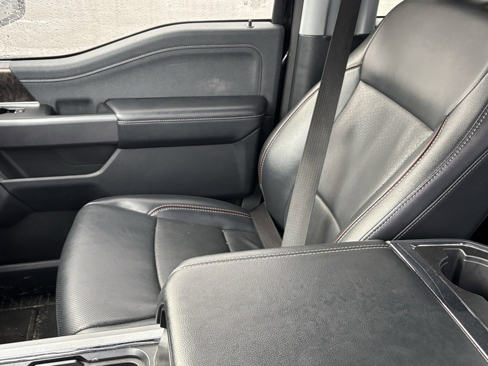 Used 2024 Ford F250 Lariat image 13