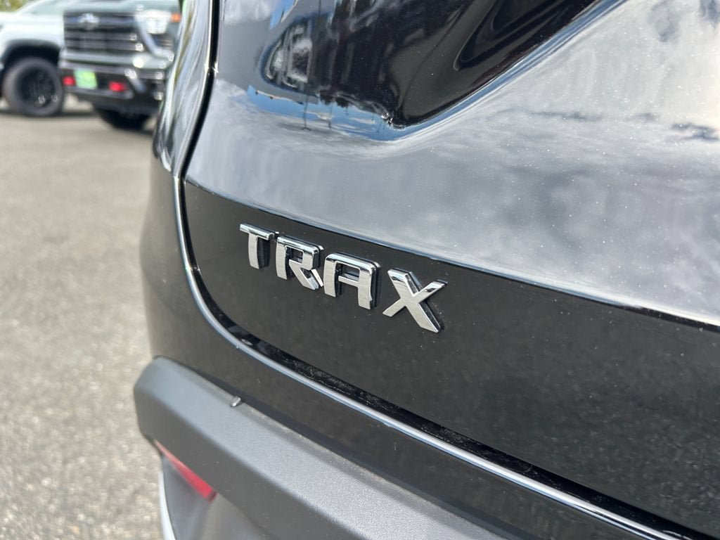 New 2026 Chevrolet Trax LT w/ LT Convenience Package FWD image 35