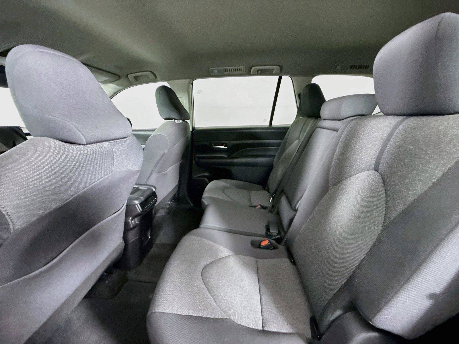 Certified 2025 Toyota Grand Highlander FWD image 29