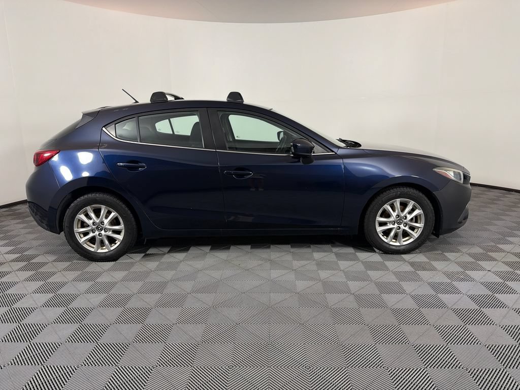 Used 2015 MAZDA MAZDA3 i Touring FWD image 2