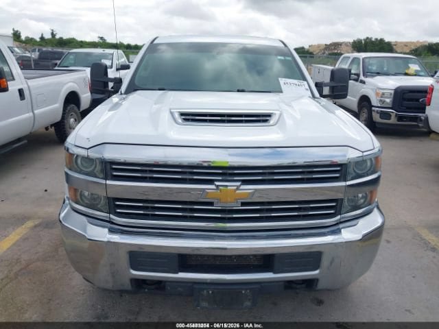 Used 2017 Chevrolet Silverado 3500 W/T AWD/4WD image 12