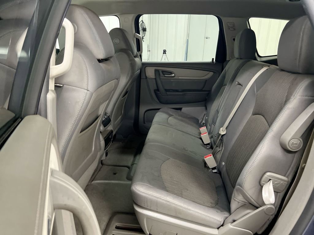 Used 2014 Chevrolet Traverse LS FWD image 22