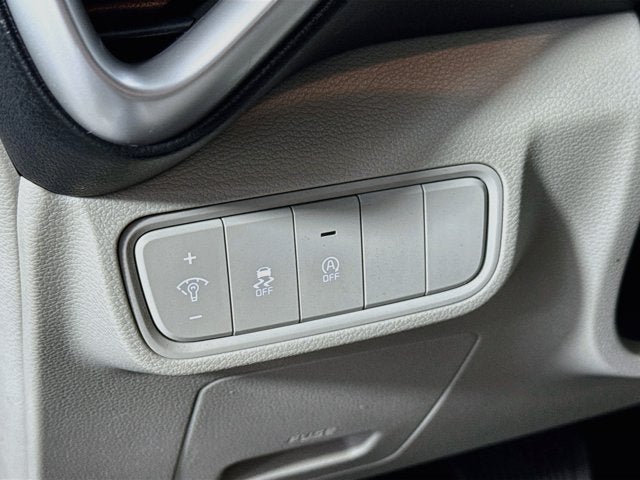 Certified 2023 Kia Soul LX FWD image 10