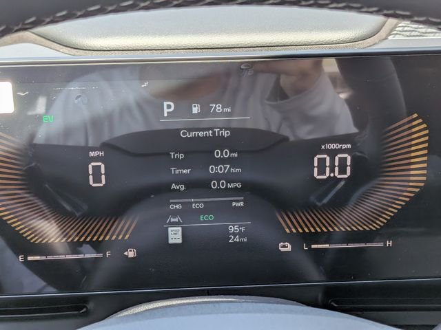 New 2027 Kia Carnival EX FWD image 27