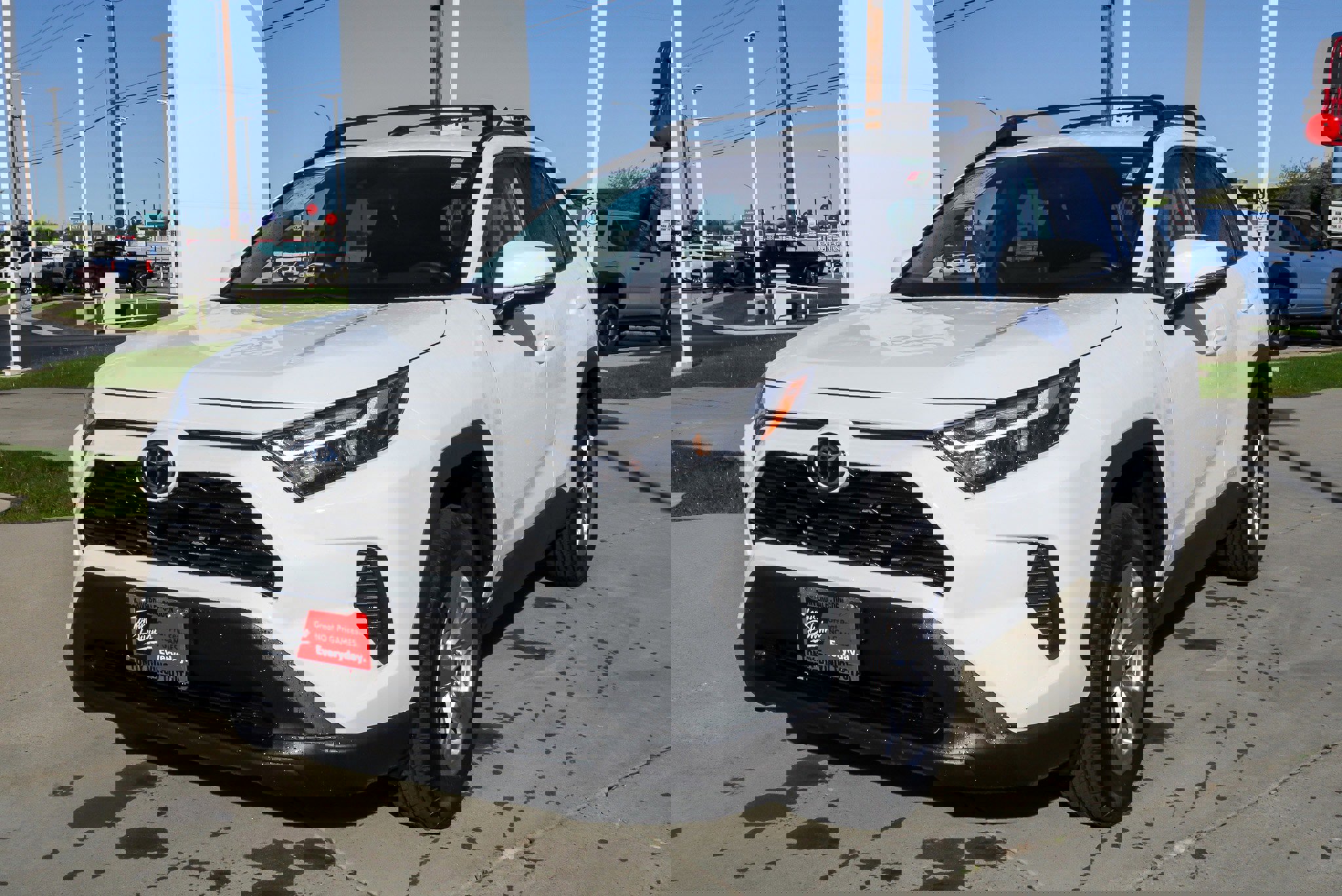 Certified 2025 Toyota RAV4 XLE image 4