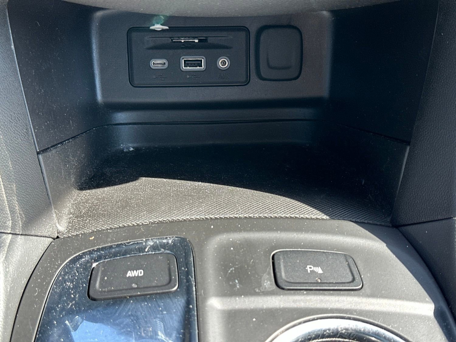 Used 2024 Chevrolet Equinox LT AWD/4WD image 25