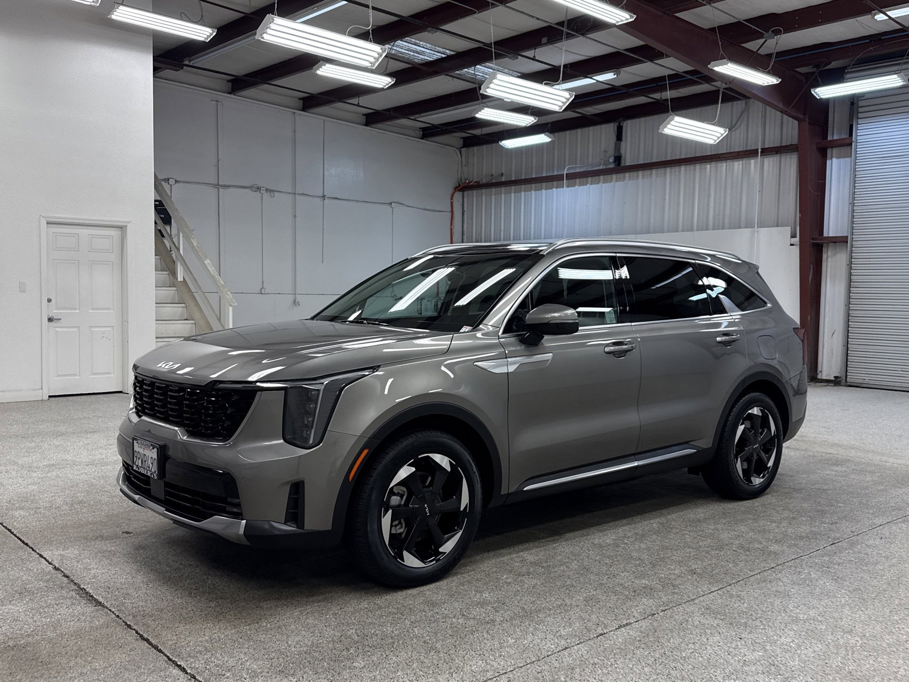 Used 2025 Kia Sorento EX w/ EX Panoramic Sunroof Package image 1