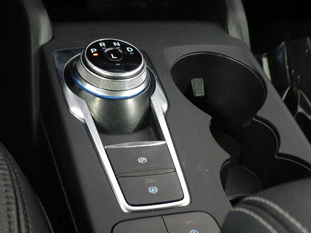 Used 2020 Ford Escape SE image 36