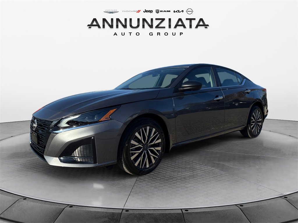 New 2025 Nissan Altima 2.5 SV