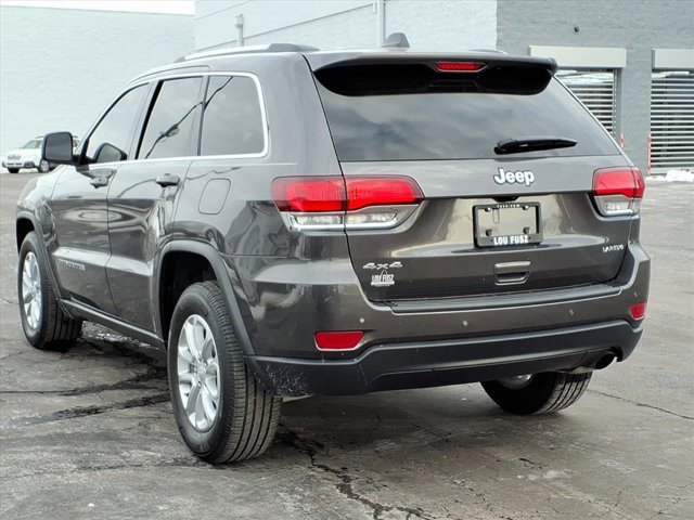 Used 2021 Jeep Grand Cherokee Laredo image 5