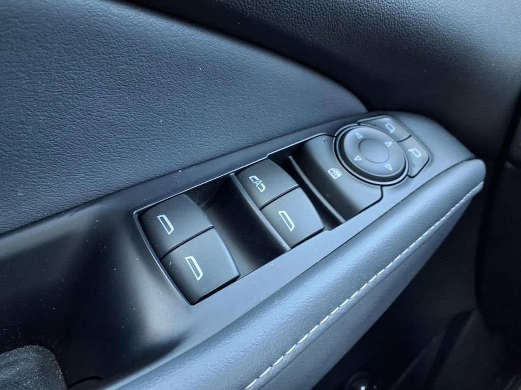 Used 2023 Buick Enclave Essence w/ LPO, Floor Liner Package FWD image 20