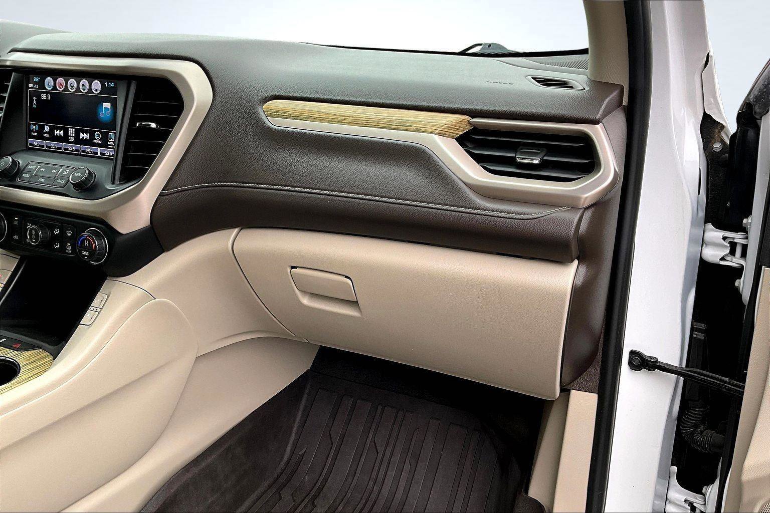 Used 2019 GMC Acadia Denali w/ Technology Package image 17