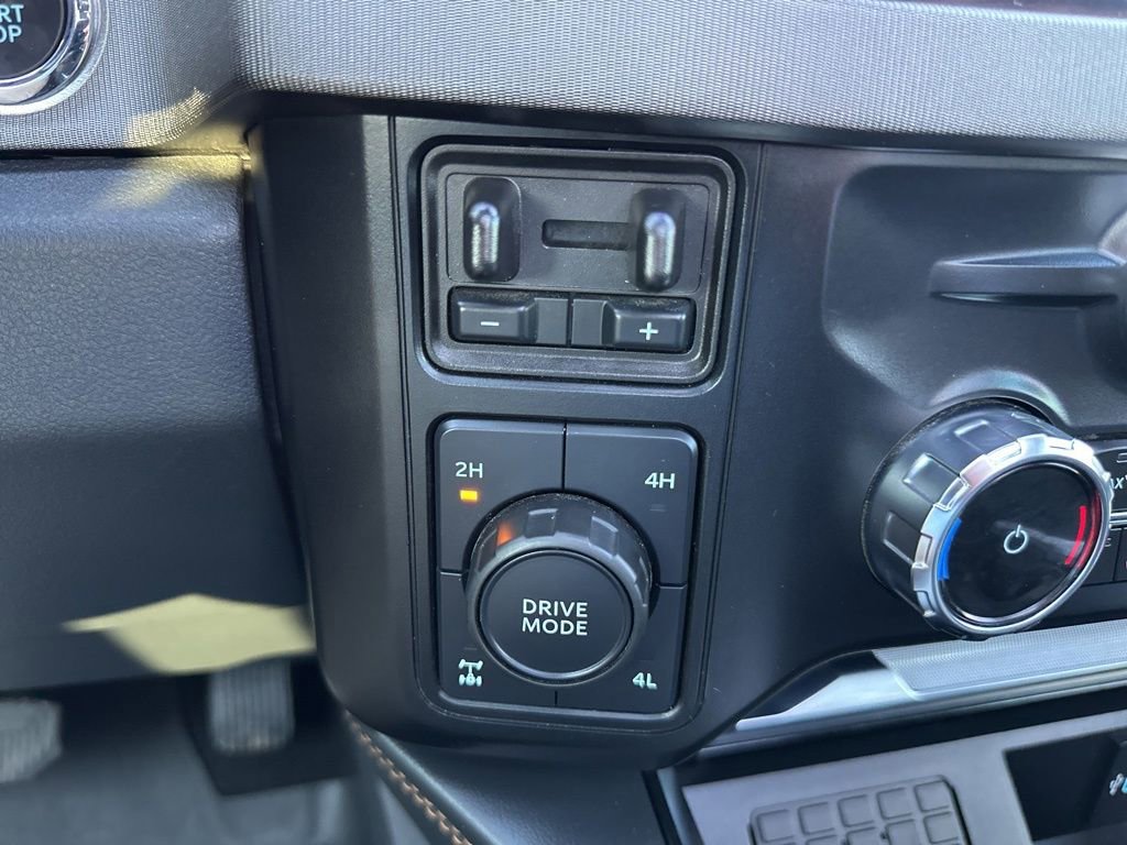 Used 2024 Ford F250 Platinum image 35
