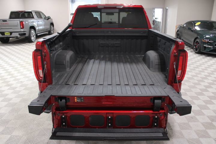 Used 2024 GMC Sierra 1500 SLT w/ SLT Premium Plus Package AWD/4WD image 14