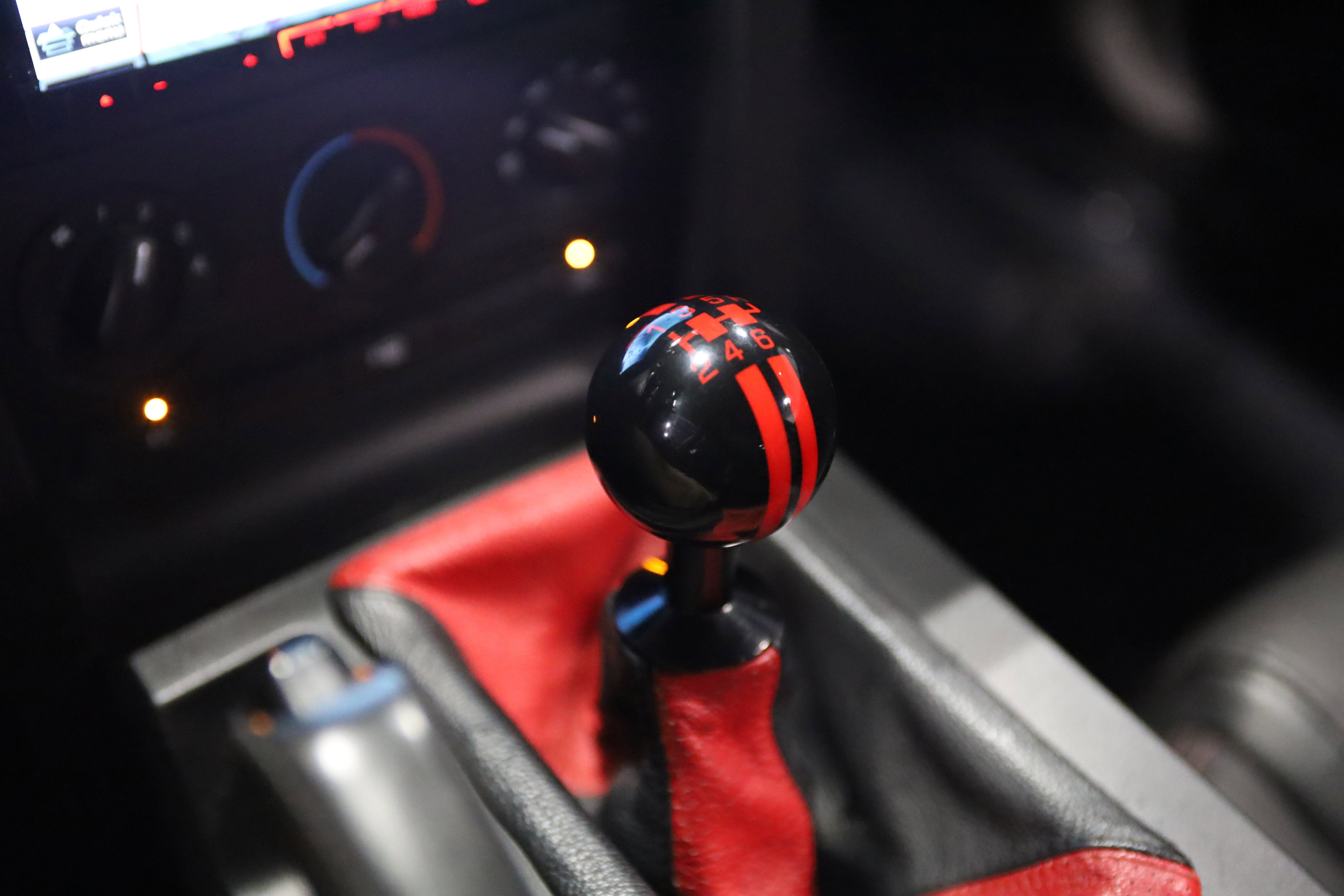 Used 2007 Ford Mustang Shelby GT500 RWD image 28