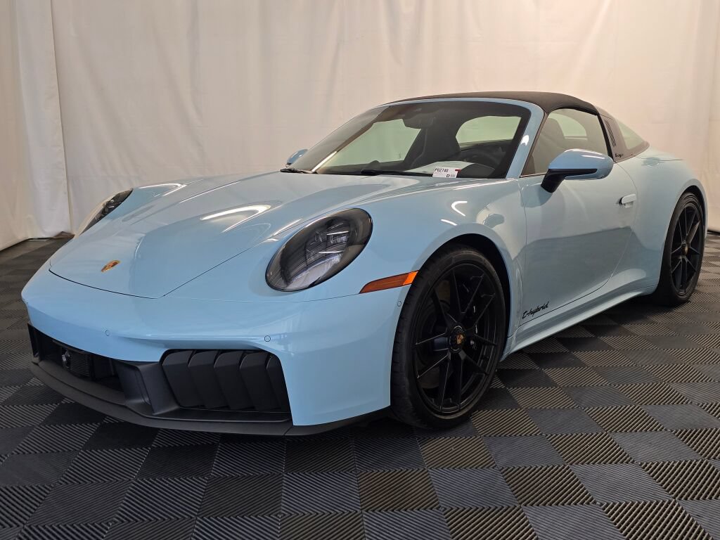 Used 2026 Porsche 911 Targa 4 GTS AWD/4WD image 11
