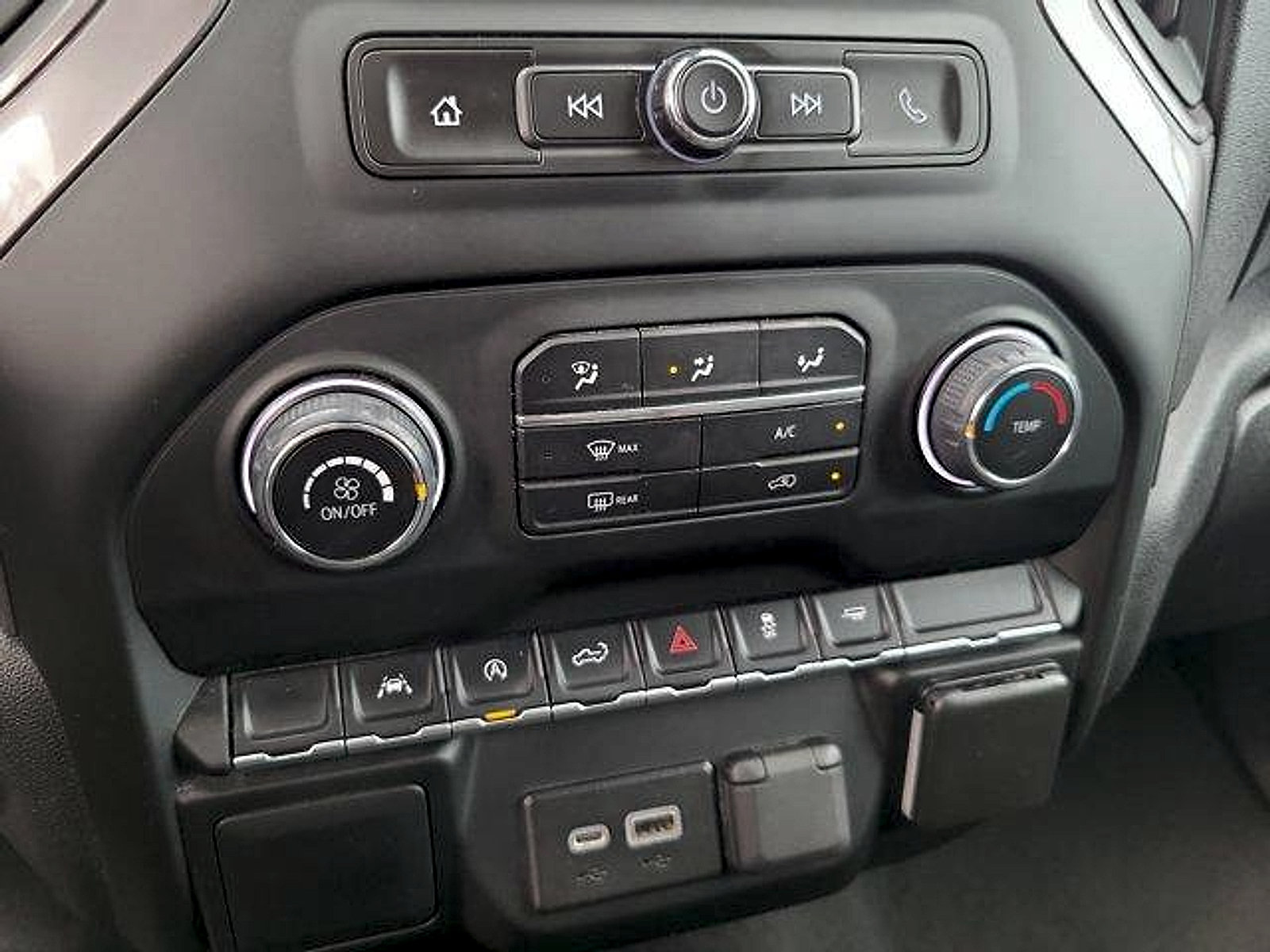 Used 2022 Chevrolet Silverado 1500 Custom RWD image 31