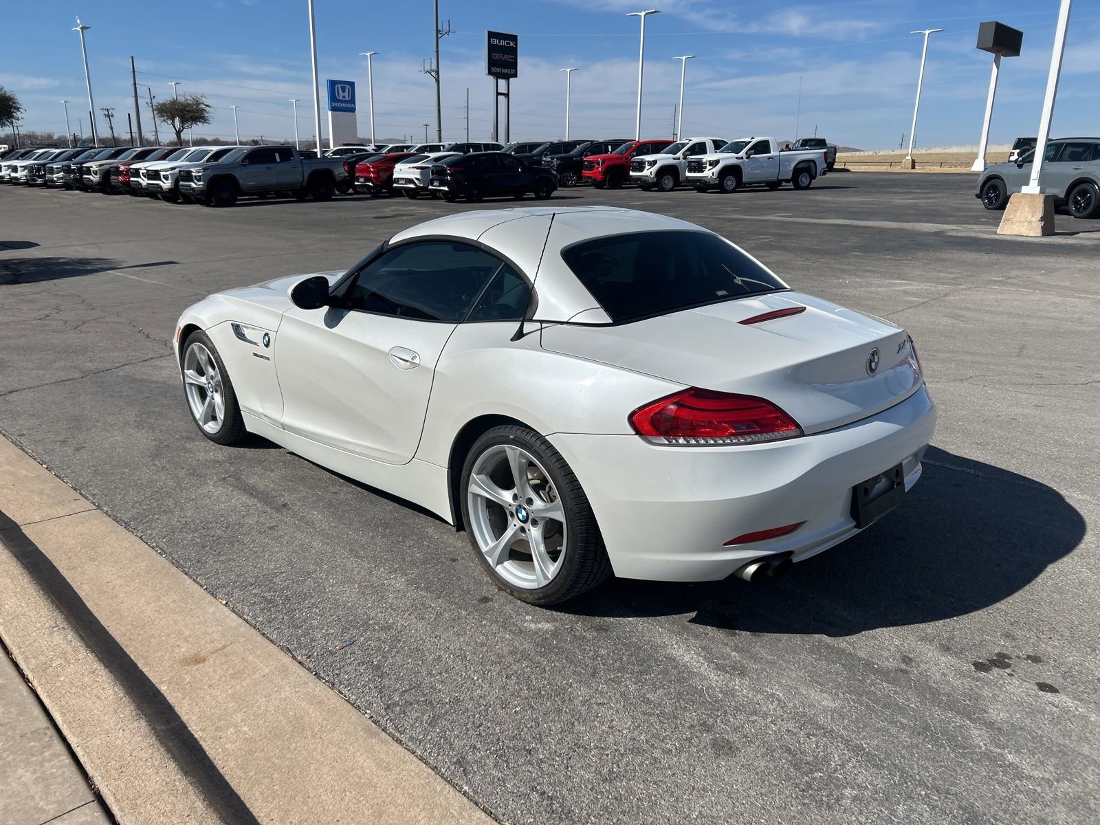 Used 2016 BMW Z4 sDrive28i image 7