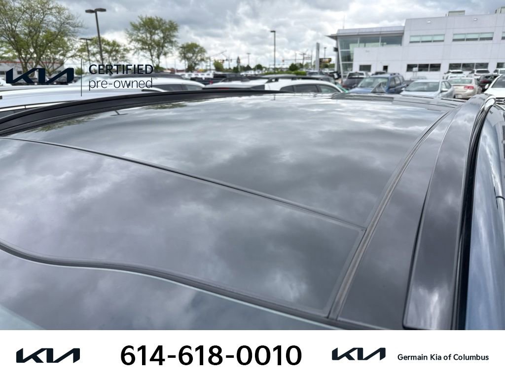 Certified 2024 Kia Sportage EX w/ EX Premium Package AWD/4WD image 9