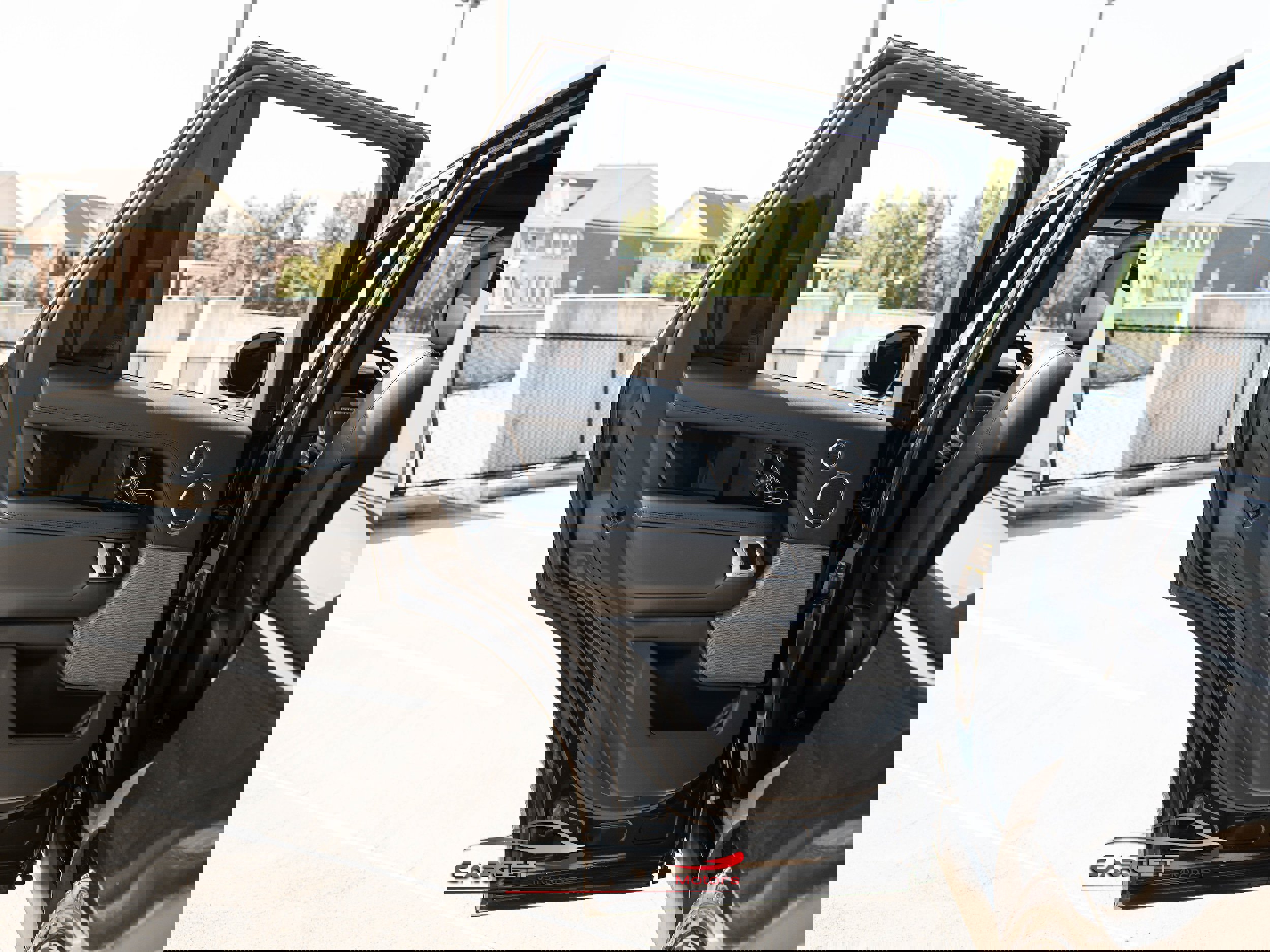 Used 2020 Land Rover Range Rover HSE image 44