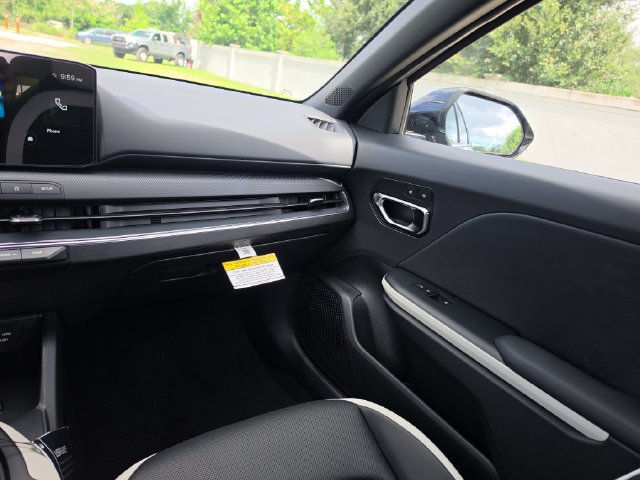 New 2026 Kia K4 GT-Line w/ GT-Line Premium Package FWD image 10