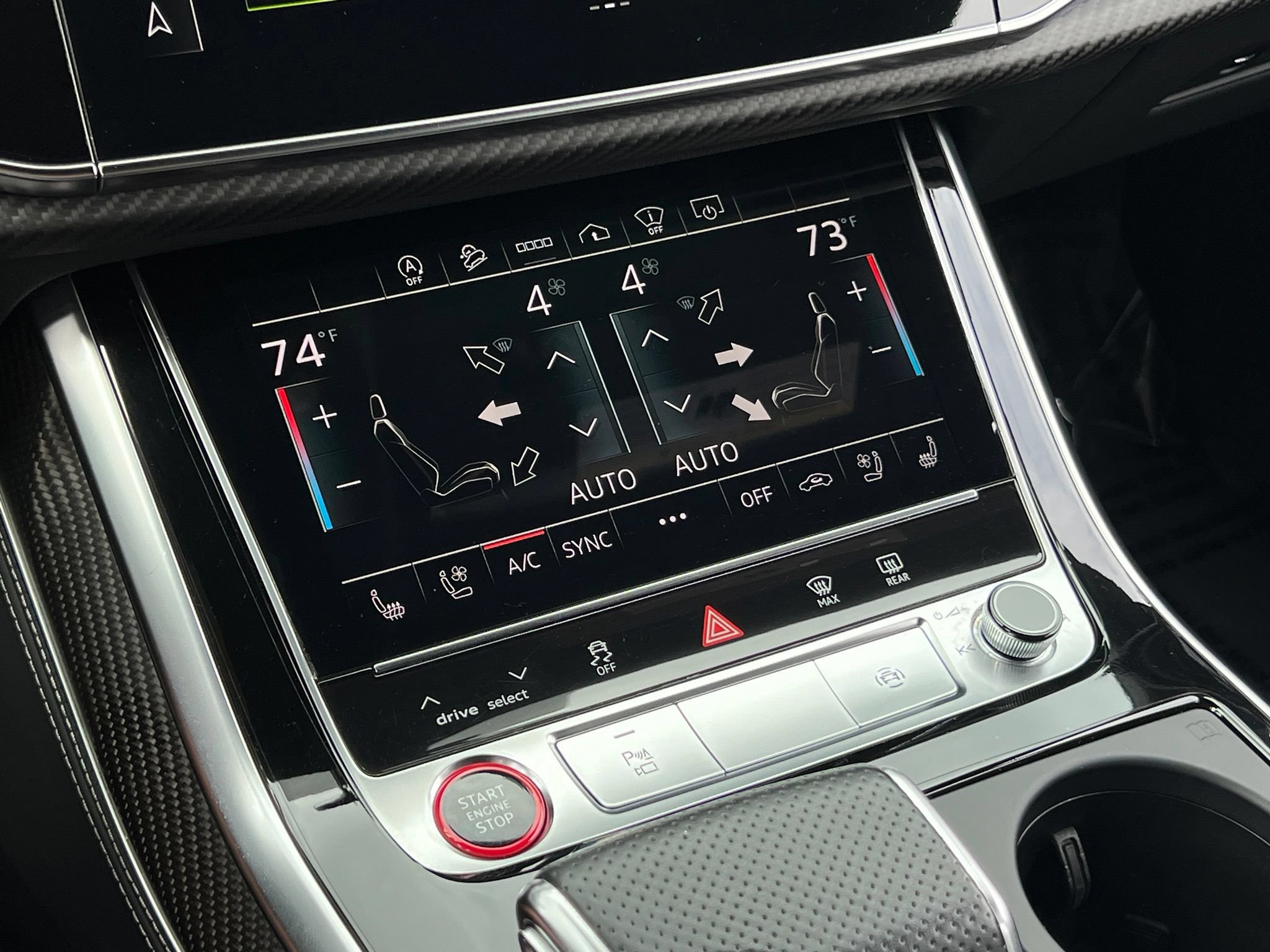 Used 2021 Audi RS Q8 w/ Carbon Optic Package AWD/4WD image 33