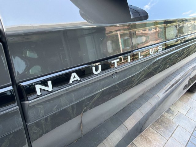 New 2026 Lincoln Nautilus Black Label w/ Jet Appearance Package AWD/4WD image 8