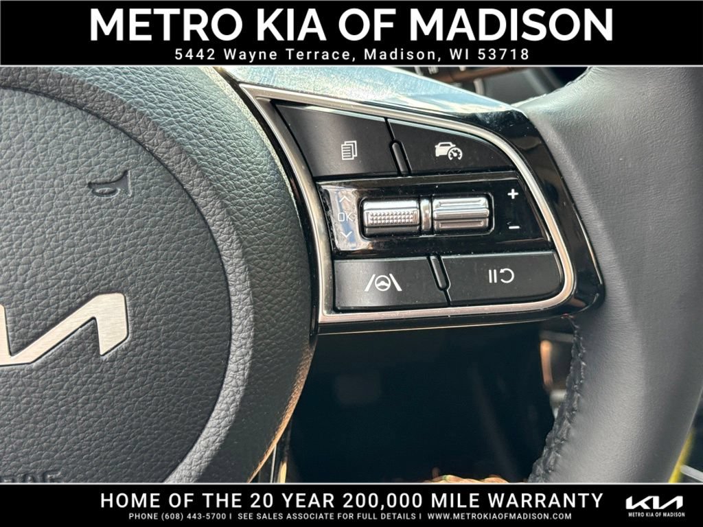 Used 2025 Kia Seltos EX w/ EX Sunroof Package AWD/4WD image 21