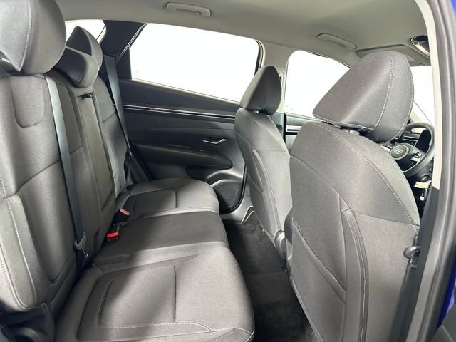 Used 2023 Hyundai Tucson SE image 25