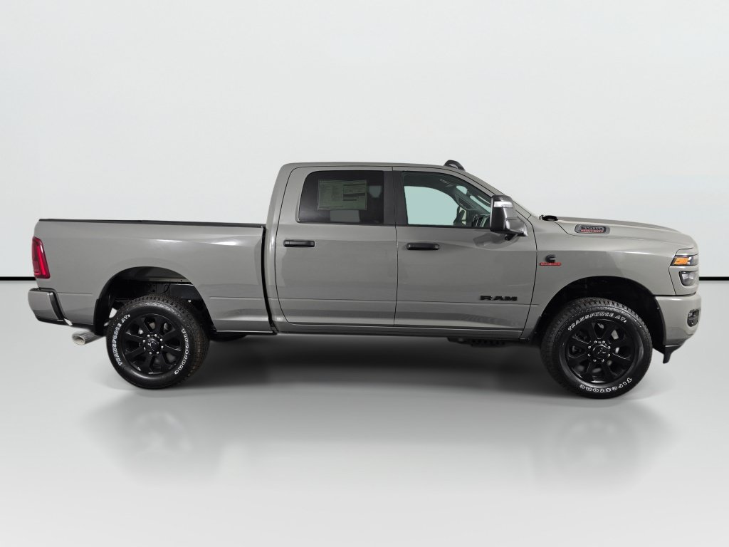New 2026 RAM 3500 Big Horn AWD/4WD image 3