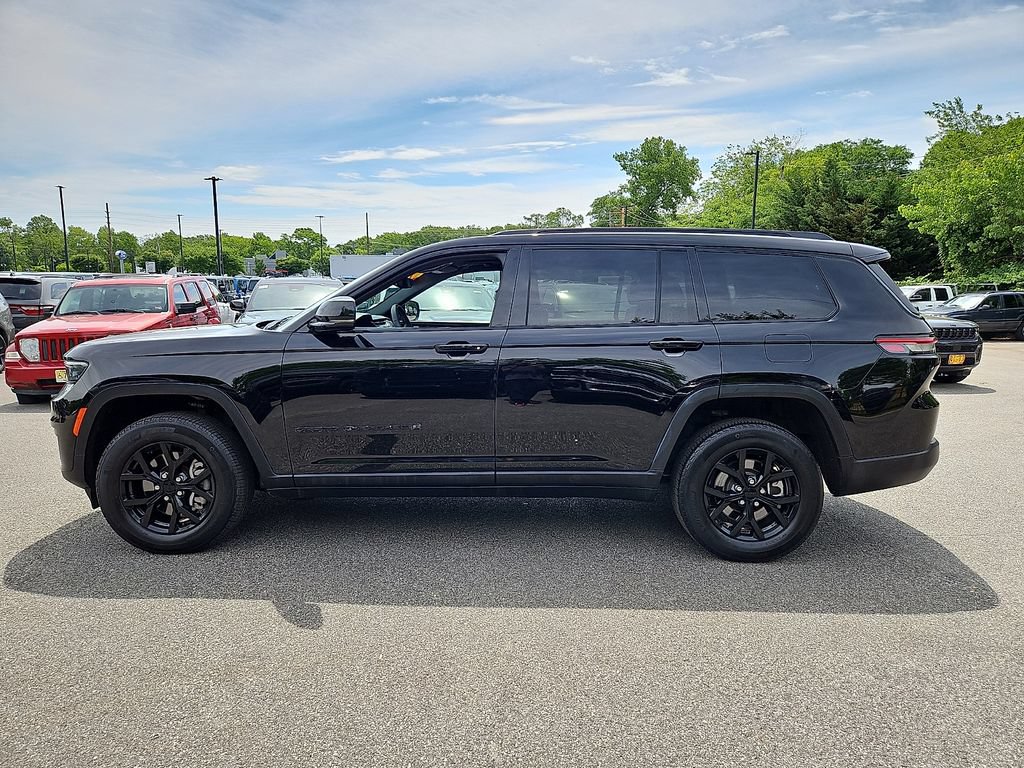 Certified 2024 Jeep Grand Cherokee L Altitude AWD/4WD image 4