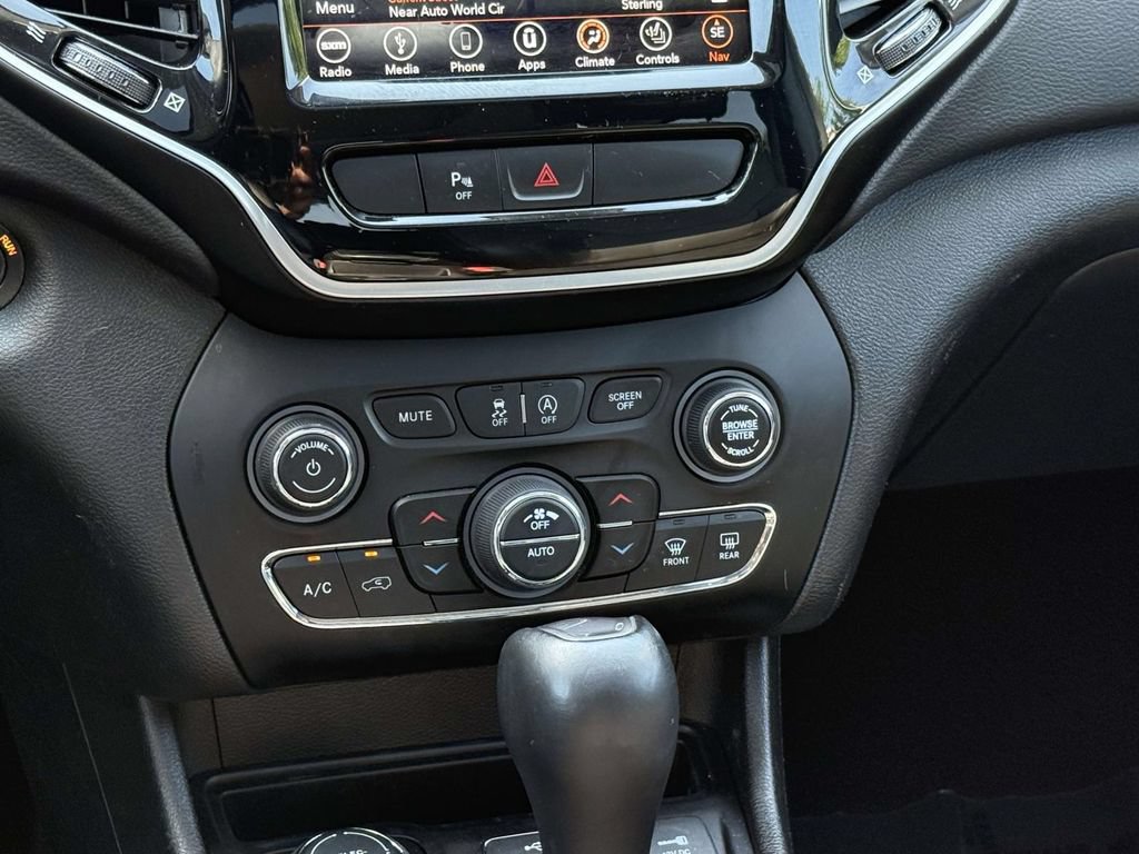 Used 2019 Jeep Cherokee Limited AWD/4WD image 22