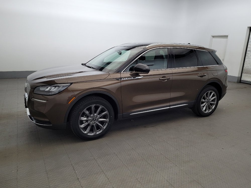 Used 2022 Lincoln Corsair AWD w/ Premium Package image 2