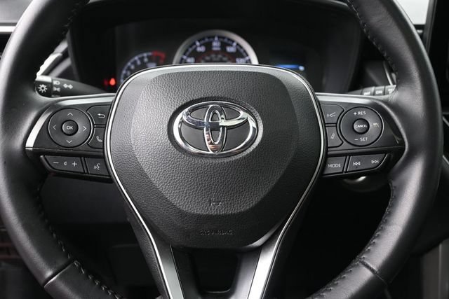 Certified 2022 Toyota Corolla Cross LE w/ Moonroof Package AWD/4WD image 29