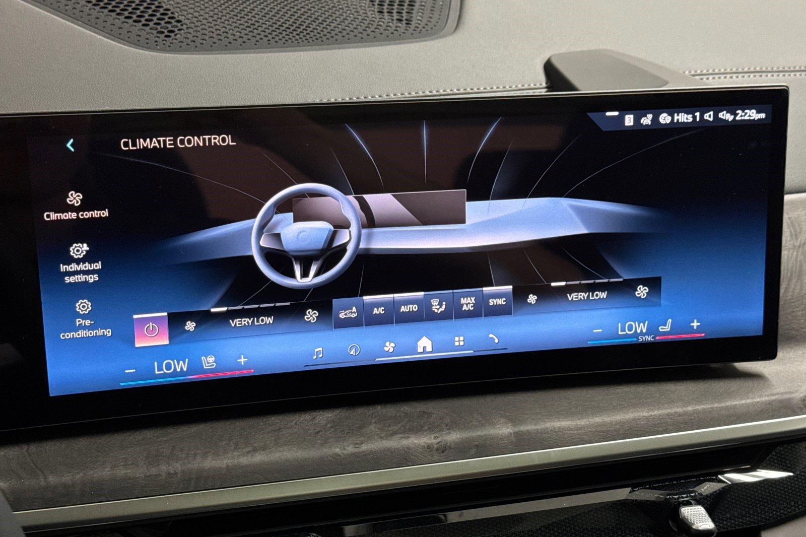 New 2026 BMW X7 xDrive40i w/ Premium Package image 25