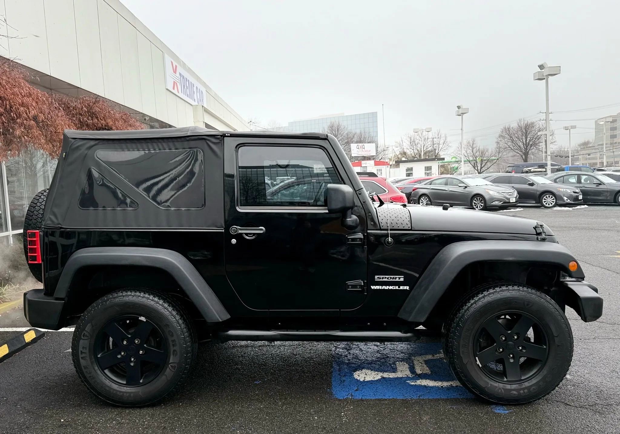 Used 2011 Jeep Wrangler Sport image 8