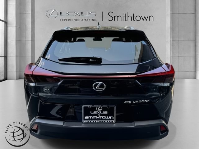 New 2025 Lexus UX 300h AWD image 5