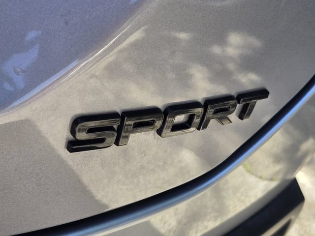 Used 2025 Honda Pilot Sport image 11