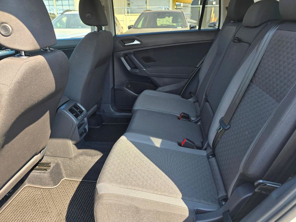 Used 2020 Volkswagen Tiguan S AWD/4WD image 17