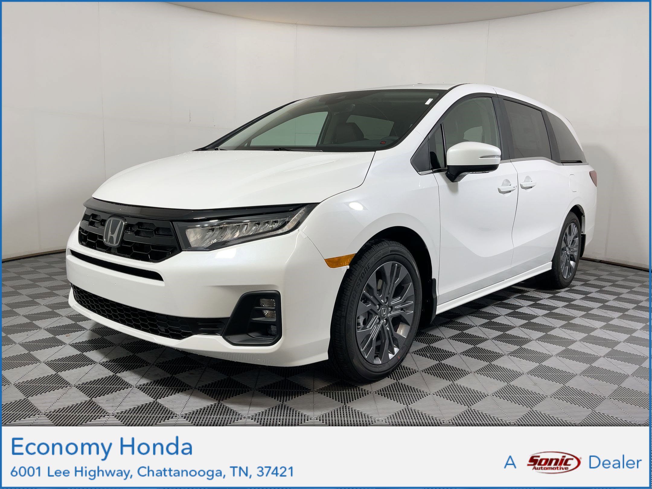 New 2026 Honda Odyssey Touring image 1