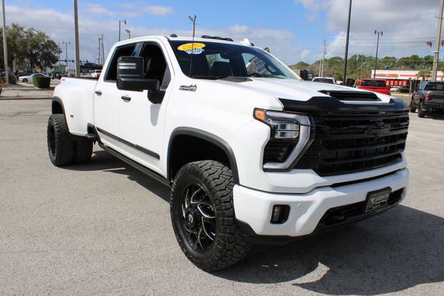 Used 2024 Chevrolet Silverado 3500 High Country w/ High Country Premium Package image 15