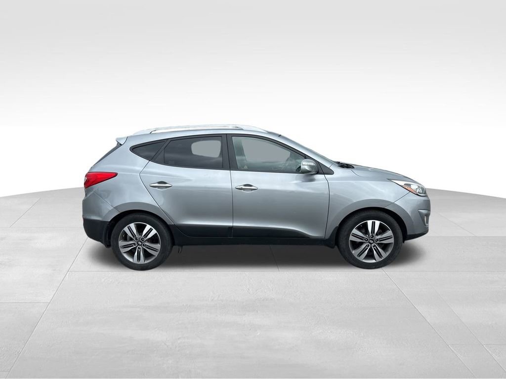 Used 2015 Hyundai Tucson Limited w/ Option Group 03 image 3