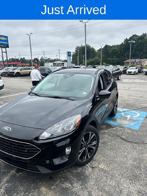 Used 2022 Ford Escape SEL w/ SEL Stealth AWD Package image 2