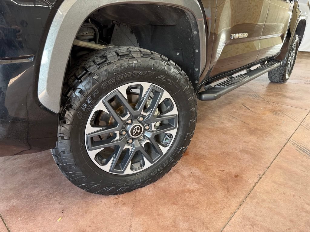 Used 2022 Toyota Tundra Limited AWD/4WD image 18
