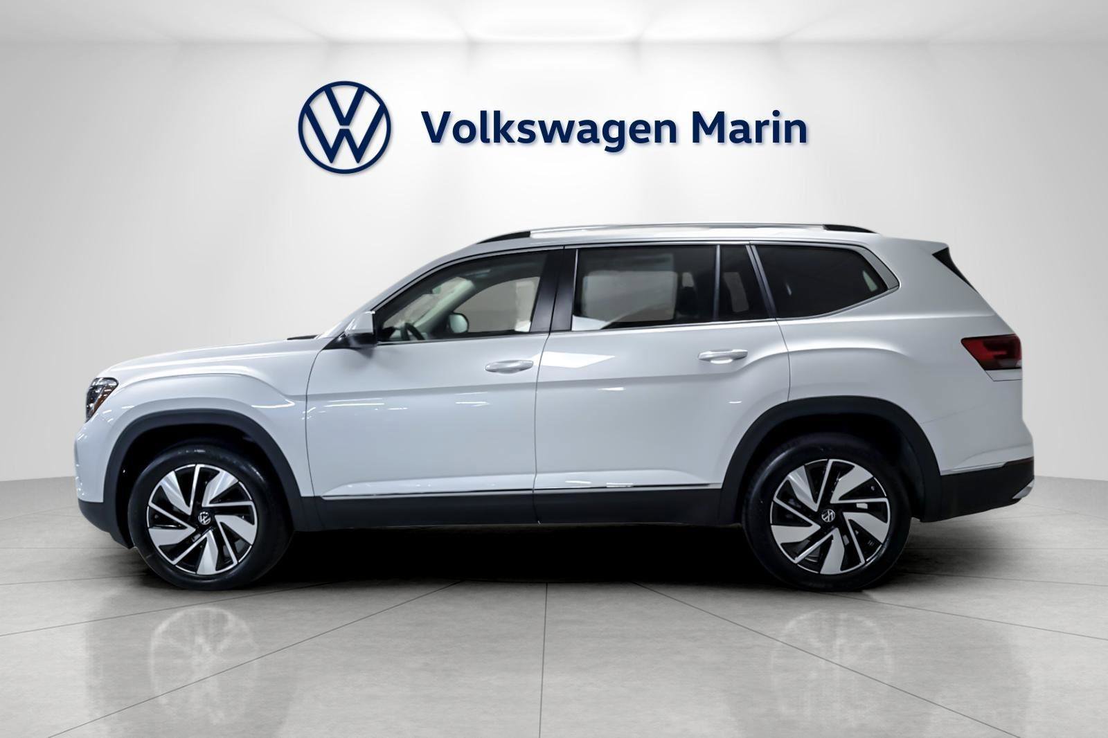 New 2026 Volkswagen Atlas SEL image 2