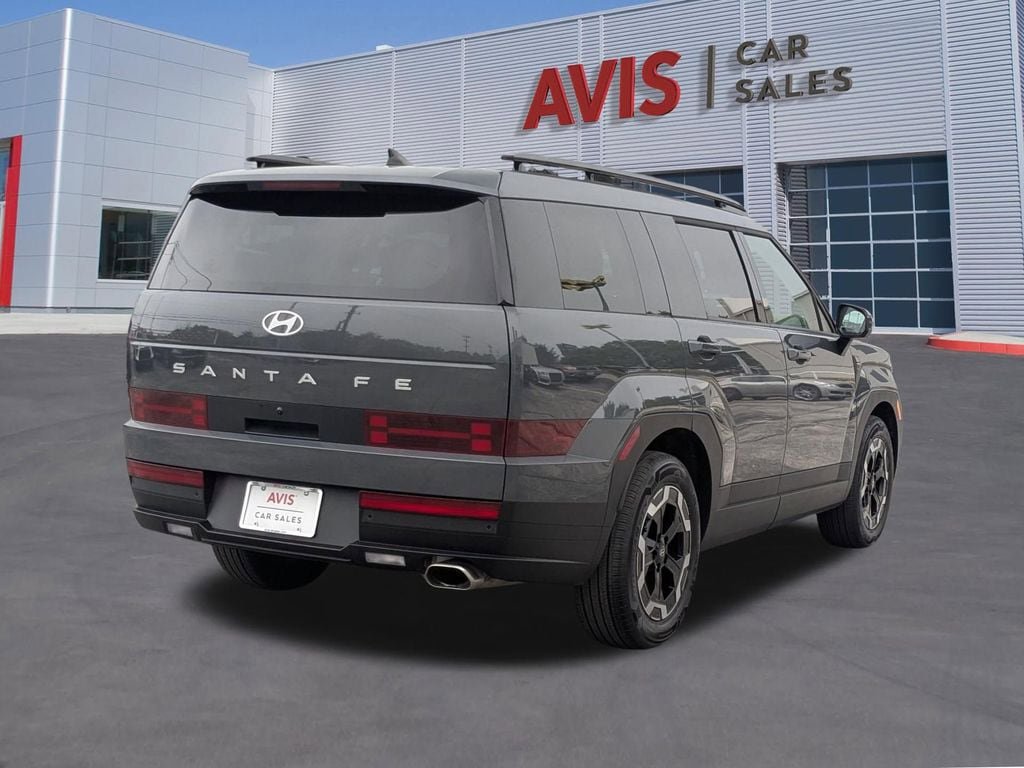 Used 2025 Hyundai Santa Fe SEL FWD image 6